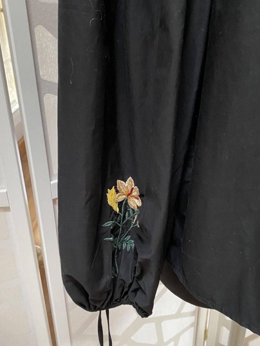 Tops: Great black poplin top with embroidery. S – Neu (gemäss Beschreibung) aus Grund b. Gstaad von PlageNeige 1