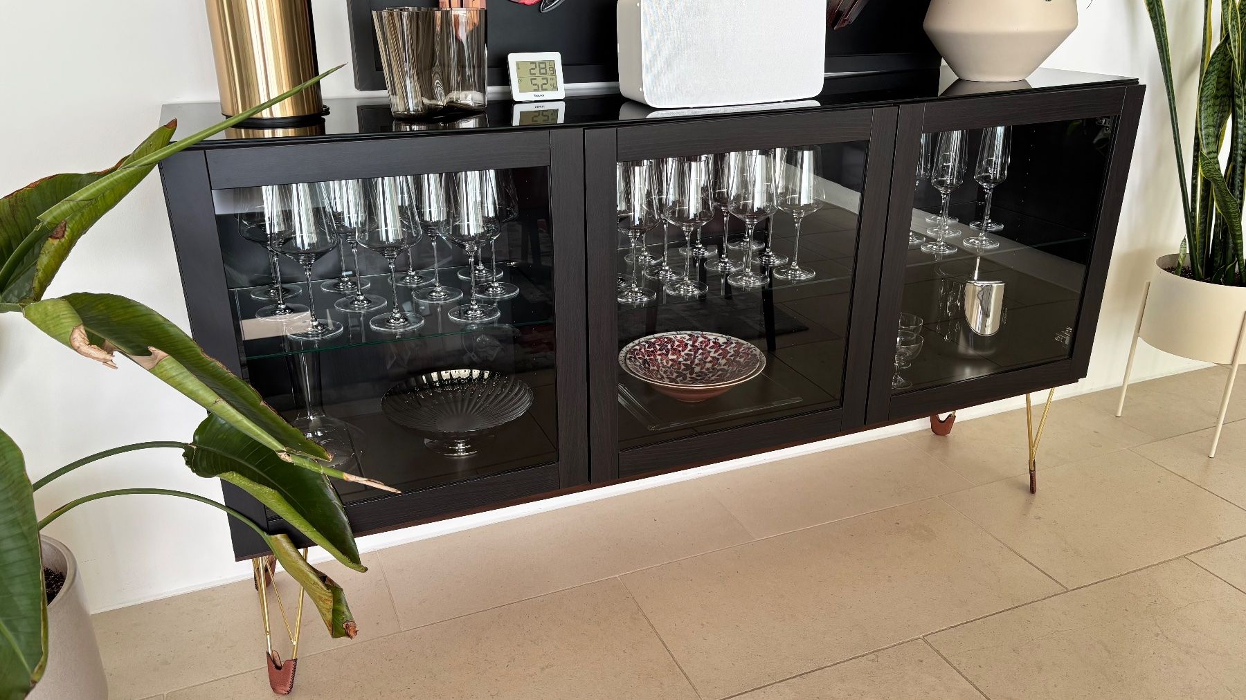 Ikea Buffets: IKEA hack Bestå sideboard – D'occasion à Meilen par pet_5rqj 1