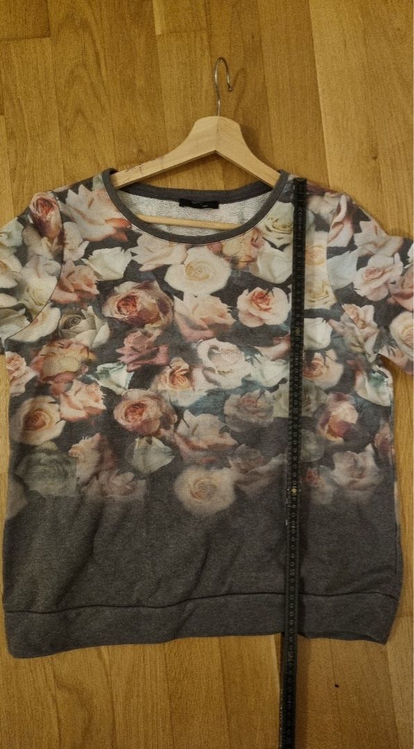 Mavi Maglioni & Felpe: 🌸🌹Pullover Blumen Mavi – Usato da Chur venduto da sinillo 3
