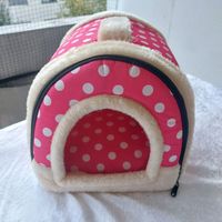 Maisonnette douillette pour chat ou petit chien, neuve