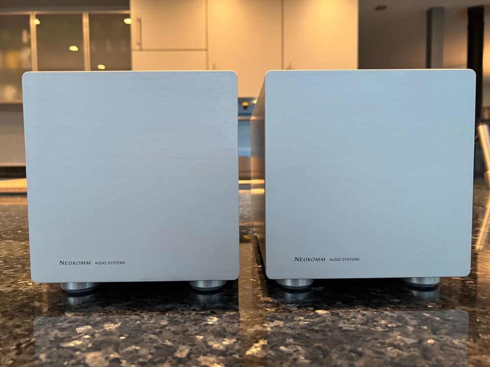 High-End Vorverstärker CA33 2xPA35 Monoblöcke Neukomm +TU32 5