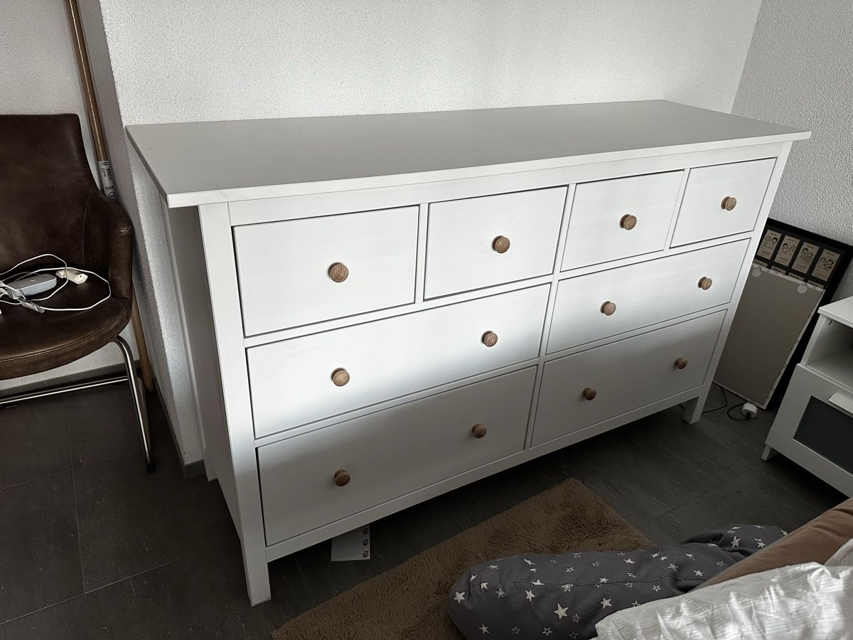 Ikea Cassettiere: IKEA Kommode Hemnes weiss – Usato da Pfungen venduto da melos