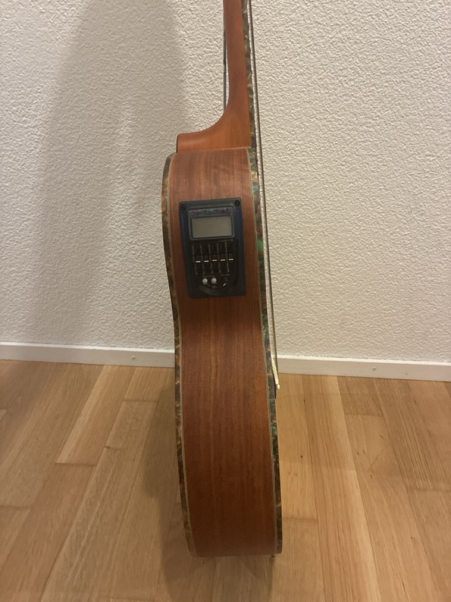 Musikinstrumente: Ghitarre – Gebraucht aus uster von gra_mbq7 1