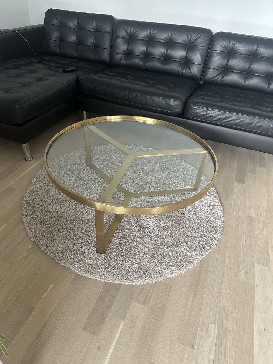 Tische: Couchtisch – Gebraucht aus Zug von Vestiaire_Swiss 2