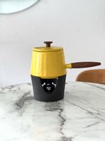 Vintage gelber Copco-Fonduetopf aus Emaille, Michael Lax
