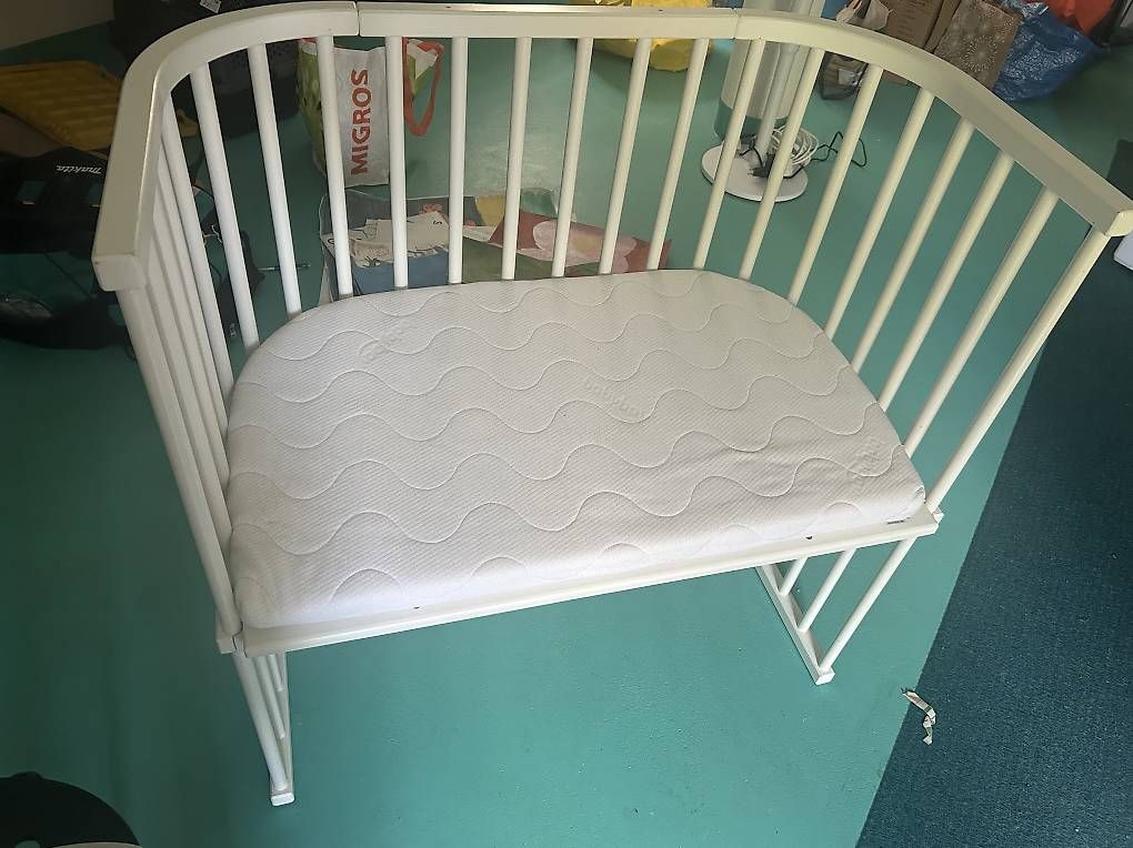Betten: Beistellbett Babybay Boxspringbett – Gebraucht aus Schaffhausen von stjepanovic