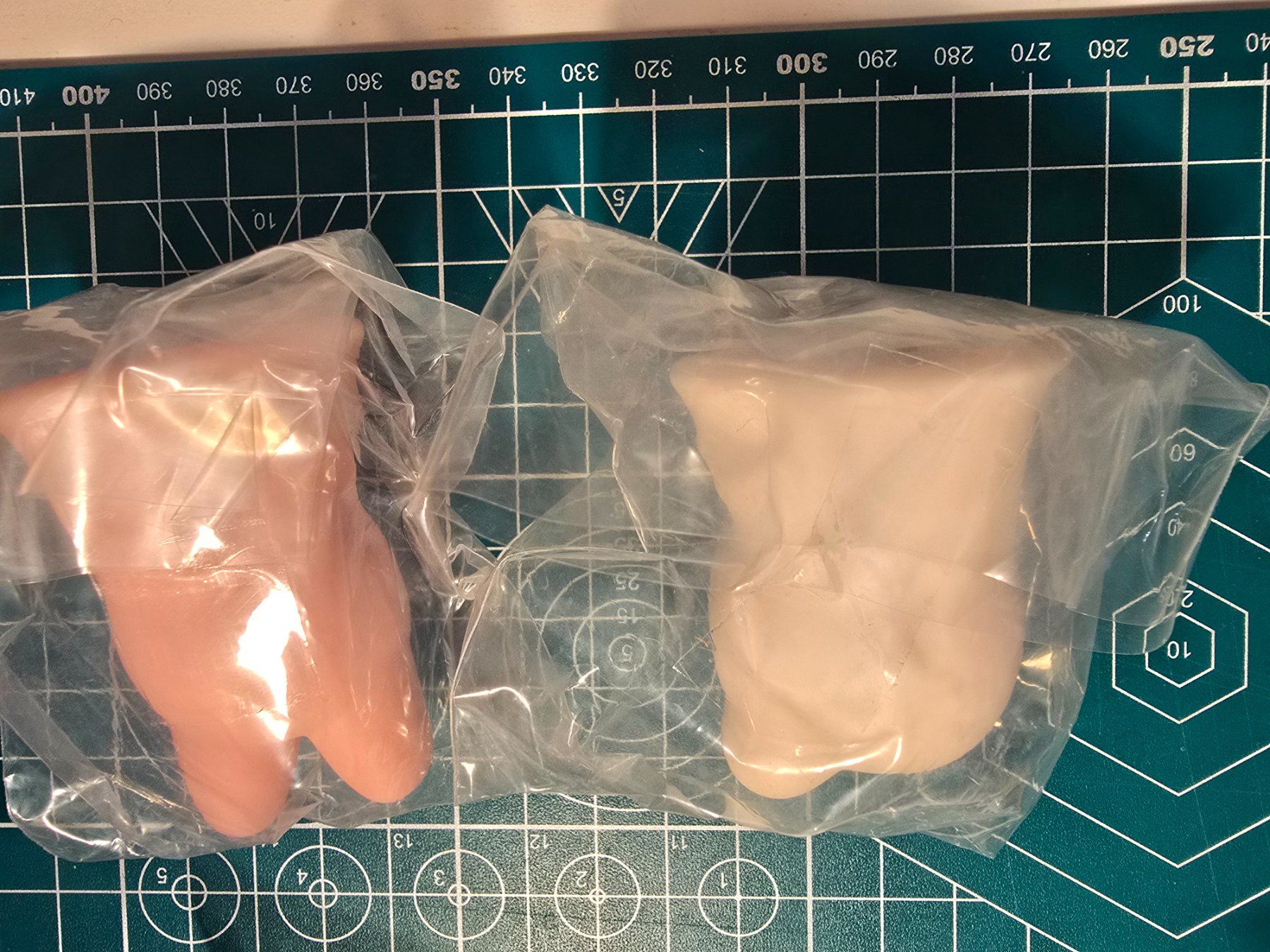 Statuette: stray kids skzoo mini lamp – Nuovo e nell'imballaggio originale da Neuchâtel venduto da mag_q5kc 1