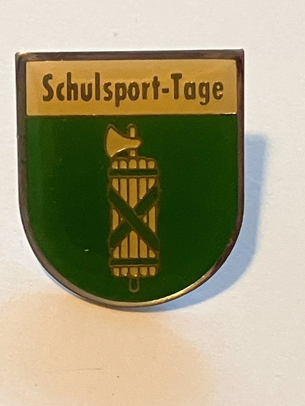Plaketten & Abzeichen: 1 Pin Schulsport Tage SG – Gebraucht aus Basel von djwwpp