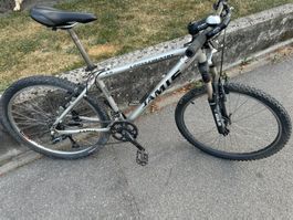 Mountainbike Jamis Cross Country 3.0 gebraucht Silber