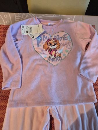 Tolle Pyjama  Paw Patroll.Grösse 104.Neu.