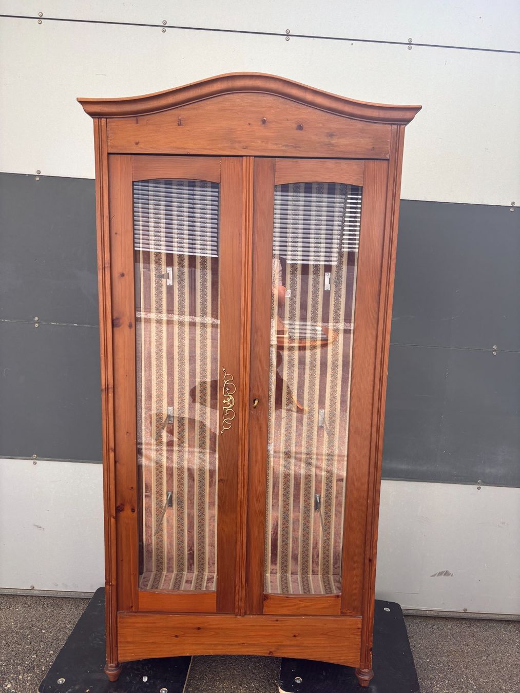 Vetrine: Vitrinenschrank – Usato da 4852 Rothrist venduto da Luegenacher