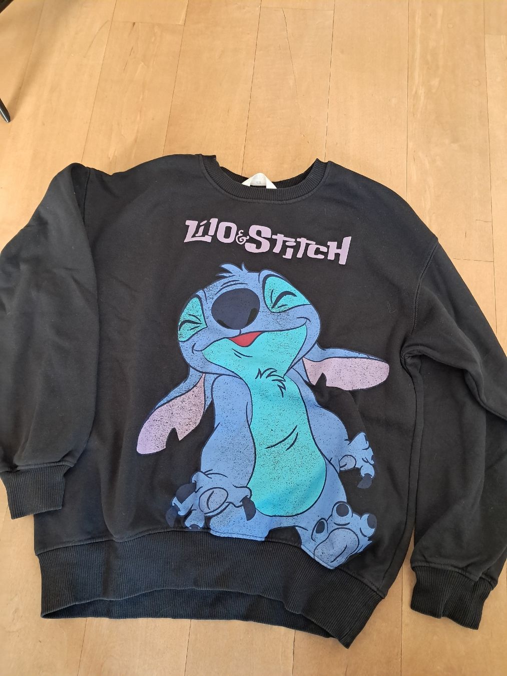 H&M Maglioni & Felpe: Pullover Gr. 146/152 Lilo&Stitch – Usato da Winterthur venduto da fabelwin