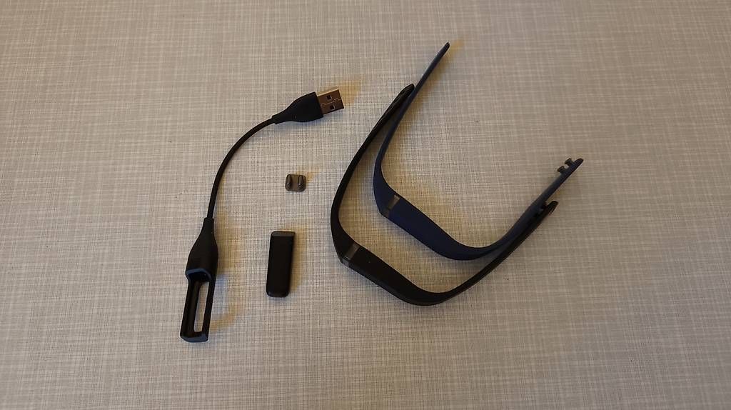 Armbänder & -reifen: Fitbit Flex inkl. 2 Armbänder – Gebraucht aus Bern von wade99 1