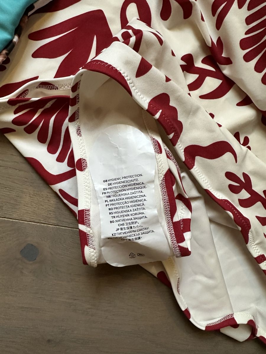 H&M Badekleider & Bikinis: Badeanzug 2x Grösse XL Neu – Neu und originalverpackt aus Triesen von nenaan 2
