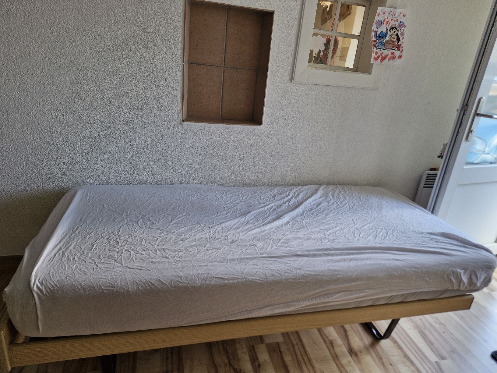 Letti: Bett inkl. Lattenrost und Matratze – Usato da Azmoos venduto da mel_8dlj