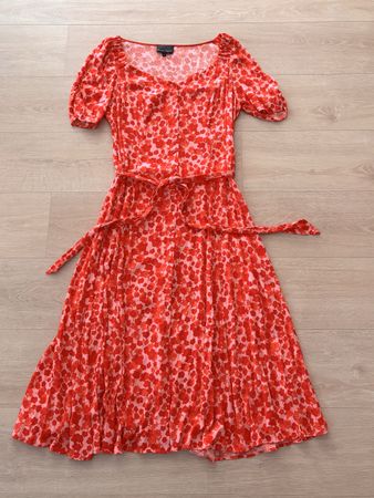 Kleid Phase Eight rot geblümt Grösse UK 16/ca Gr. 44