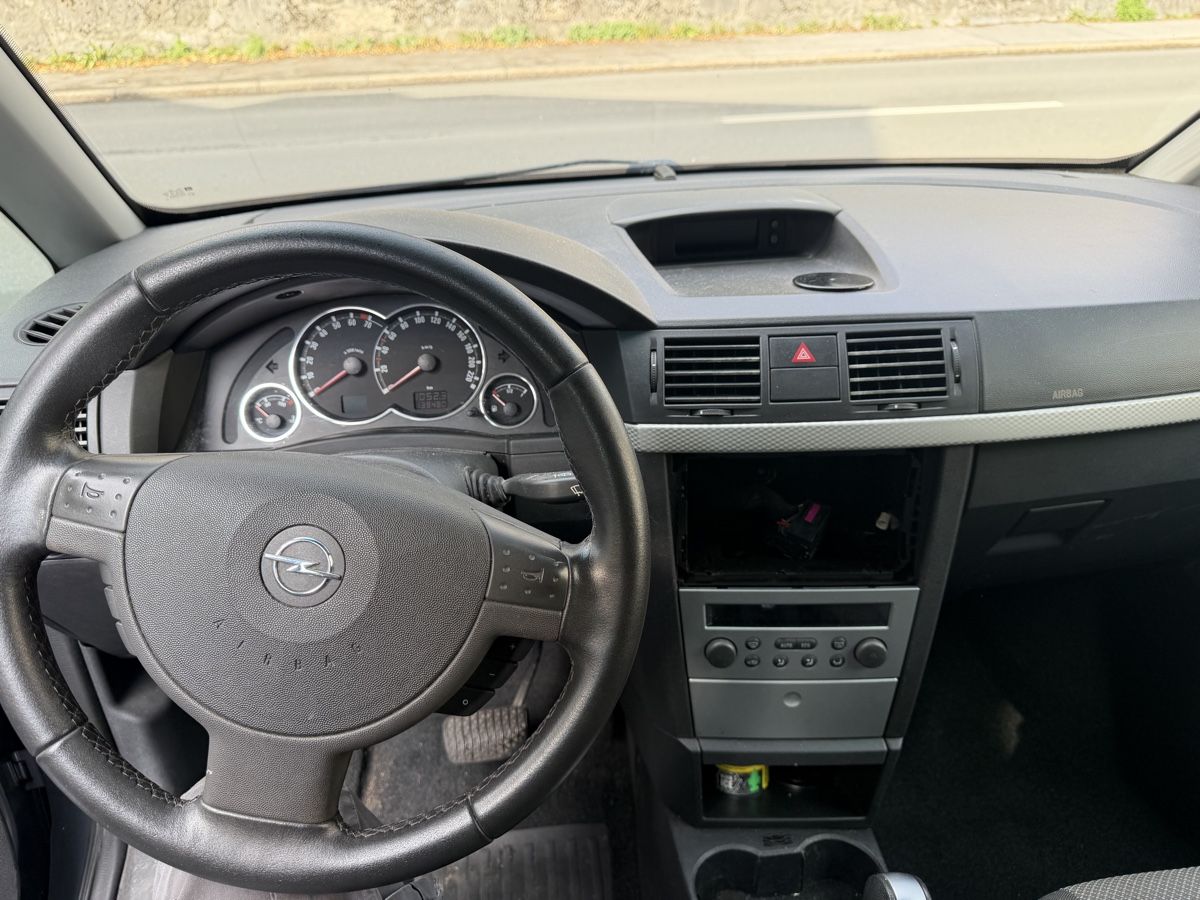 Opel Autos: opel meriva automat – Gebraucht aus Glarus von M.B.2 5