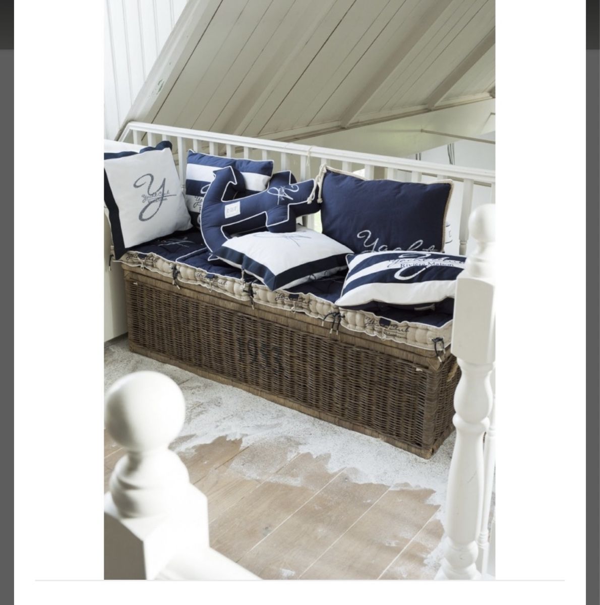 Riviera Maison Cassapanche: Riviera Maison RR Cobblers Warf Trunk 160x40 – Nuovo (secondo la descrizione) da Schaan venduto da mugerle 5