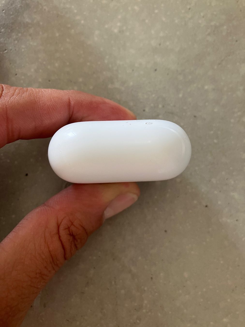 Apple Casques audio: APPLE AIRPODS 4 CASE ANC – D'occasion à Lausanne par mr.v 5