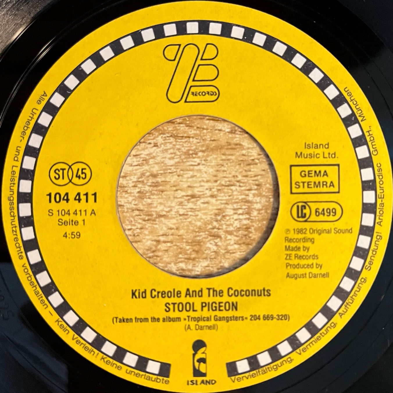 Schallplatten: KID CREOLE AND THE COCONUTS - STOOL PIGEON – Gebraucht aus Bussigny von  2