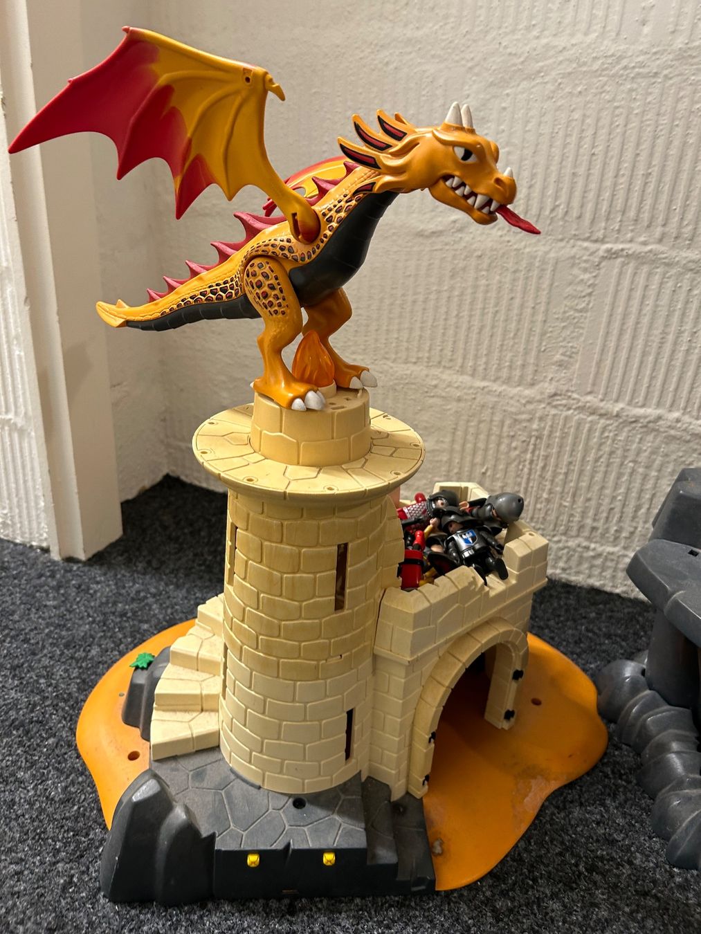 Playmobil Spielzeuge: PLAYMOBIL DRAGONS AND DONJONS SET – Gebraucht aus Gockhausen von CaroQ 2