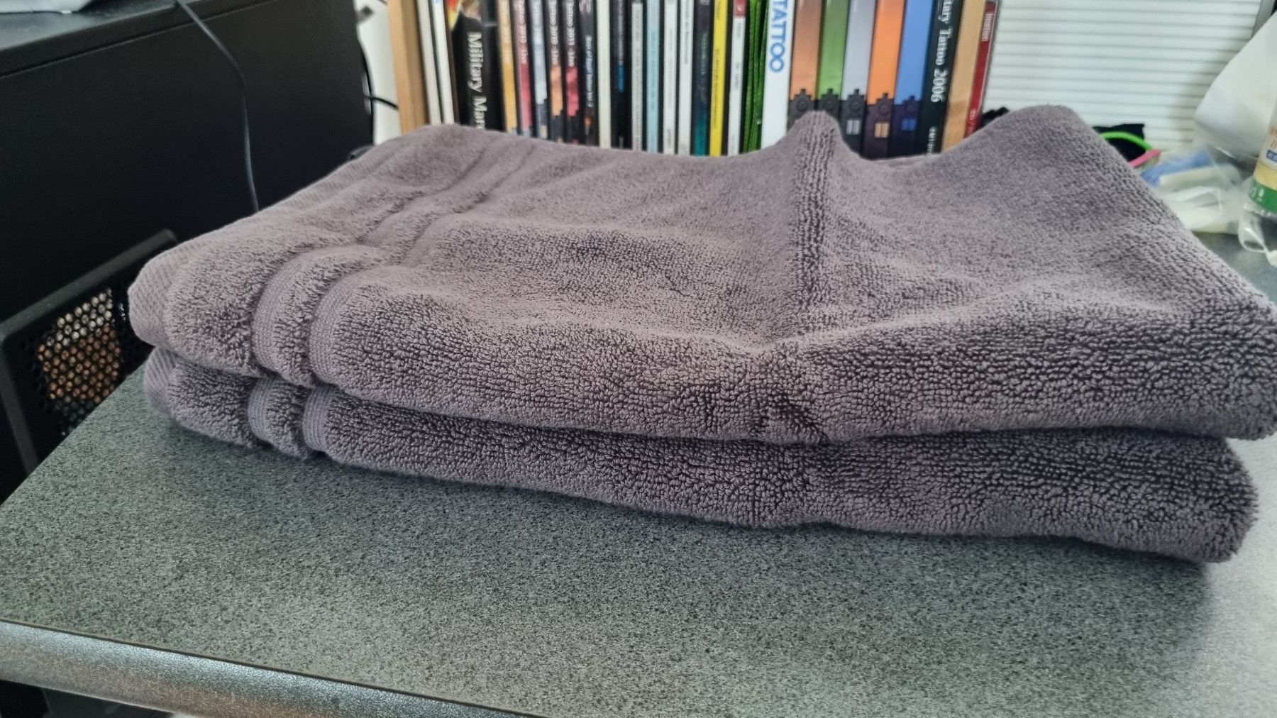 Tappetini fitness: 2 tapis de salle de bain – Usato da La Chaux-de-Fonds venduto da mikilo1