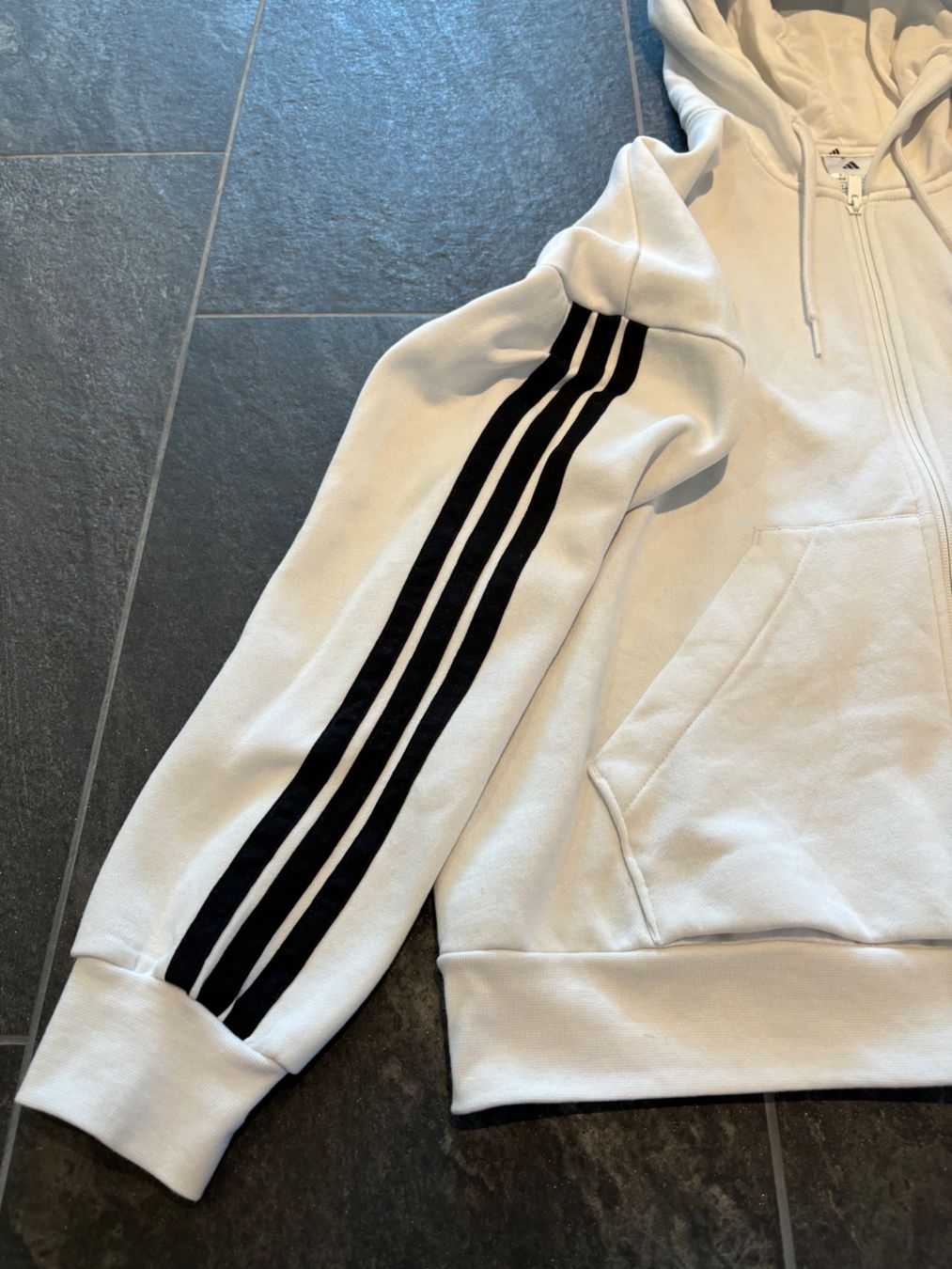 Adidas Vestes: Adidas - Jacke - weiss - Gr. L – D'occasion à Stadel par Chanel_5 4