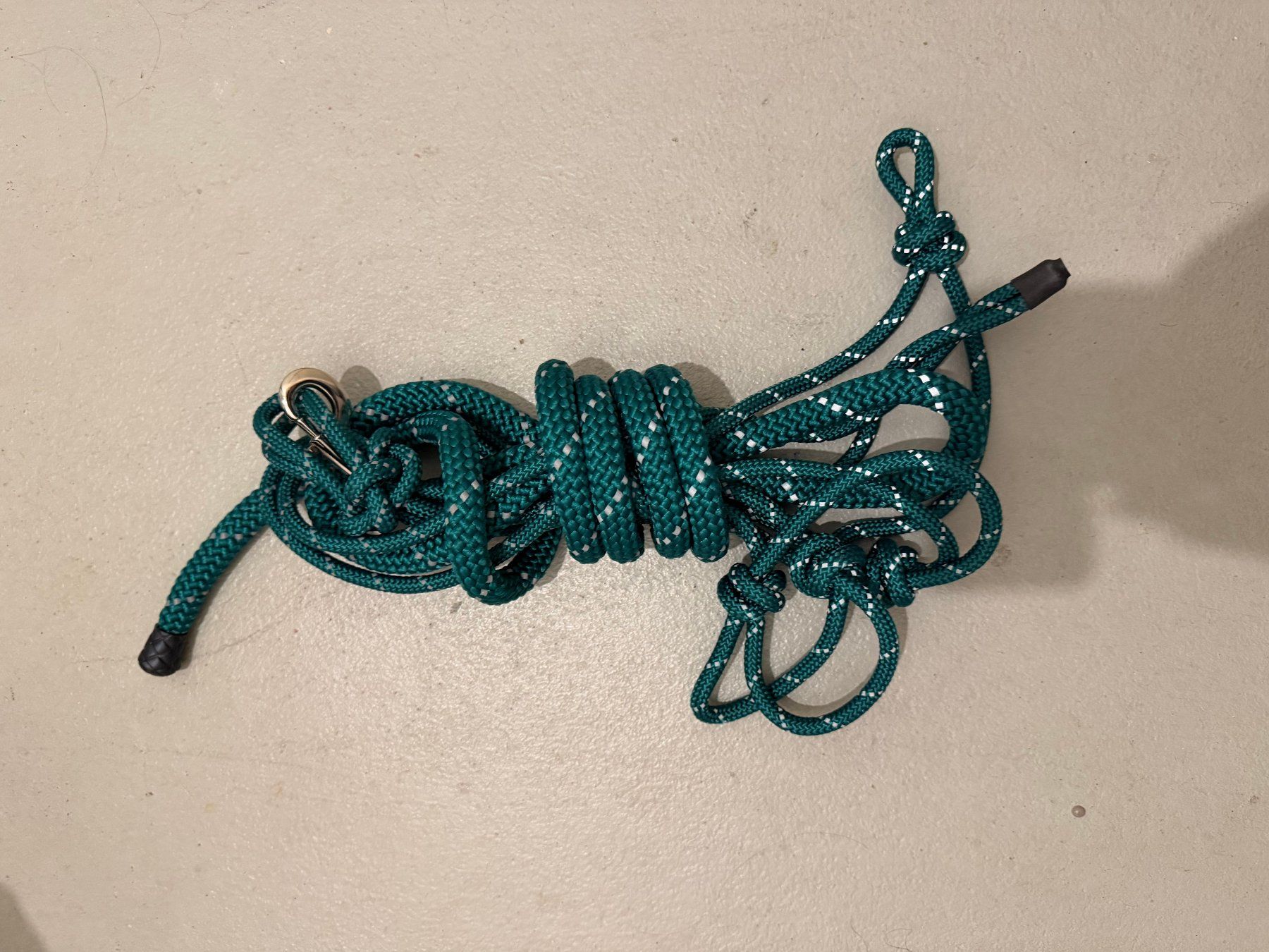 Briglie & Cavezze: Knotenhalfter mit Seil Gr cob WB – Nuovo (secondo la descrizione) da Zollikofen venduto da Maria_verena