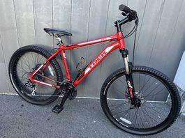 Bicicletta MTB Trek 26 freni a disco copertoni nuovi 