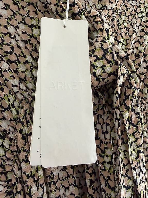 Vestiti: Arket Kleid – Usato da Winterthur venduto da MaritaE 3
