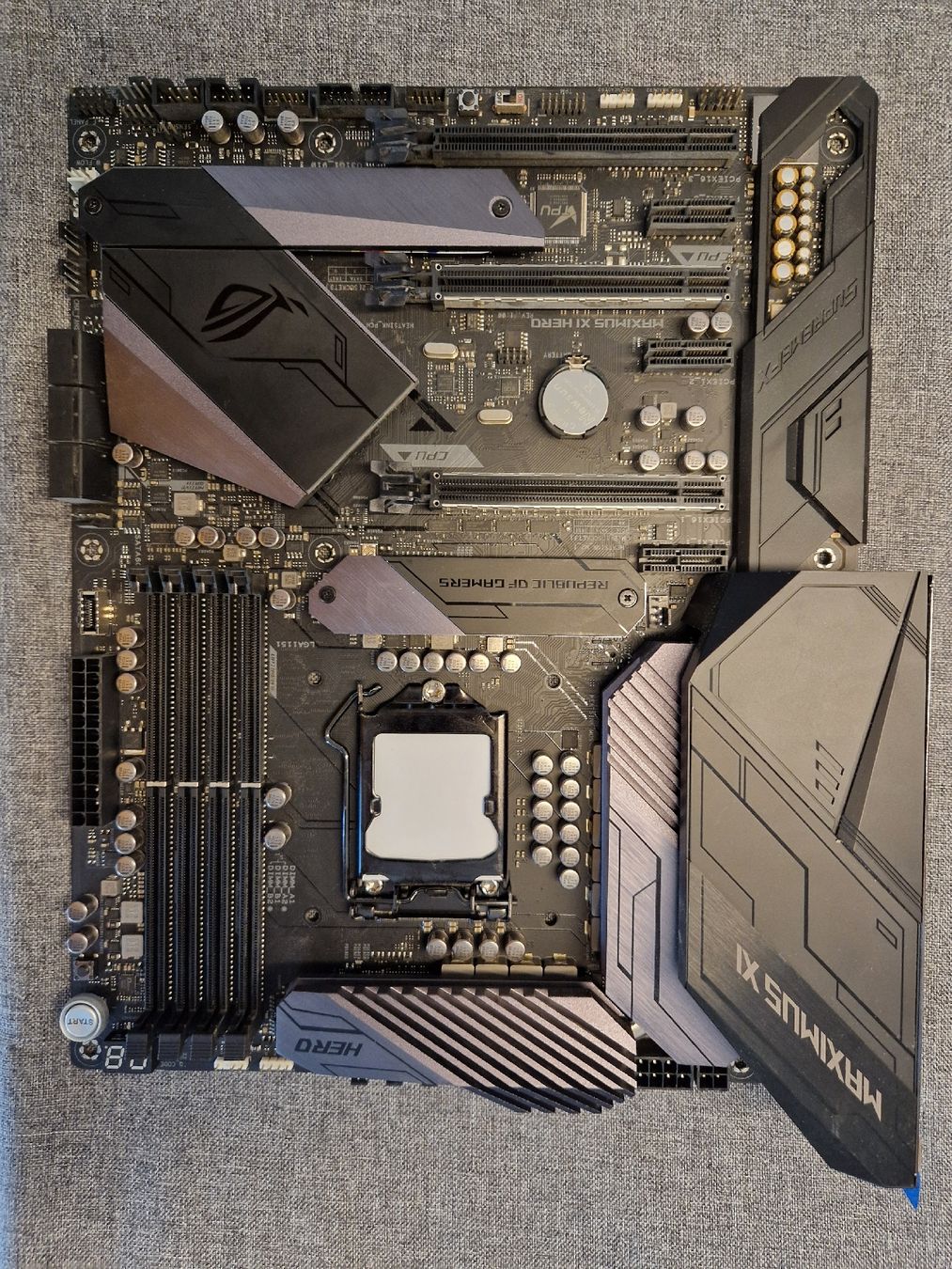 Intel PC: Set composant pc gaming (i9-9900KS) – Usato da sierre venduto da Sikair 3
