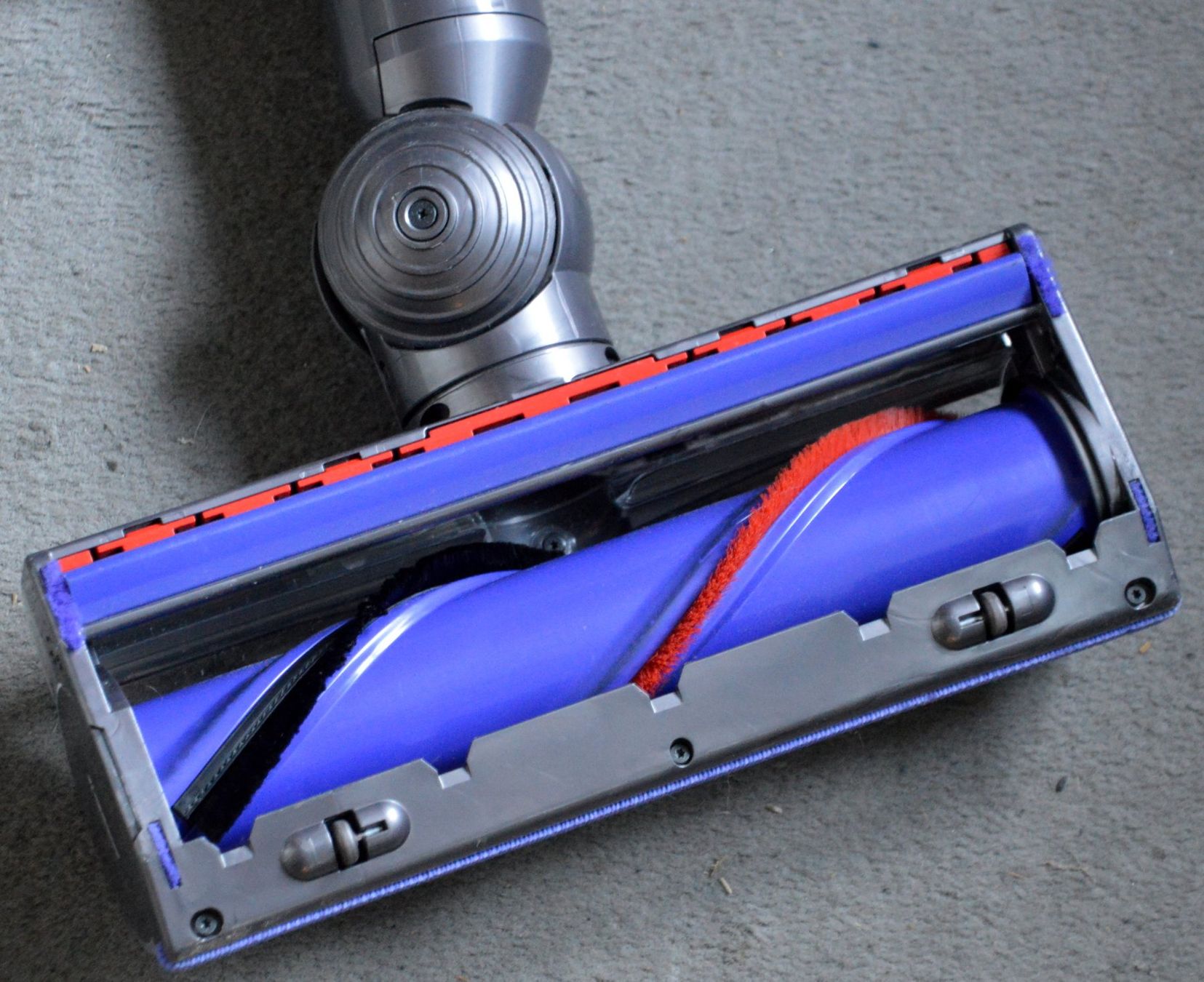 Dyson Aspirapolveri & Accessori: Dyson V7 Staubsauger / aspirateur – Usato da Collonges venduto da arashee 2