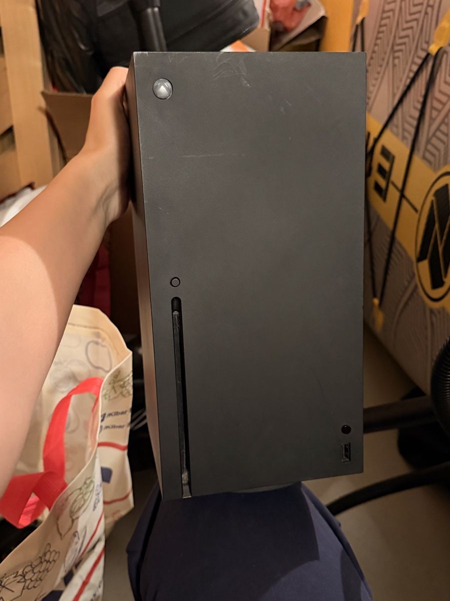 Microsoft Konsolen: Xbox Series X Konsole – Gebraucht aus Altendorf von Selenay 6