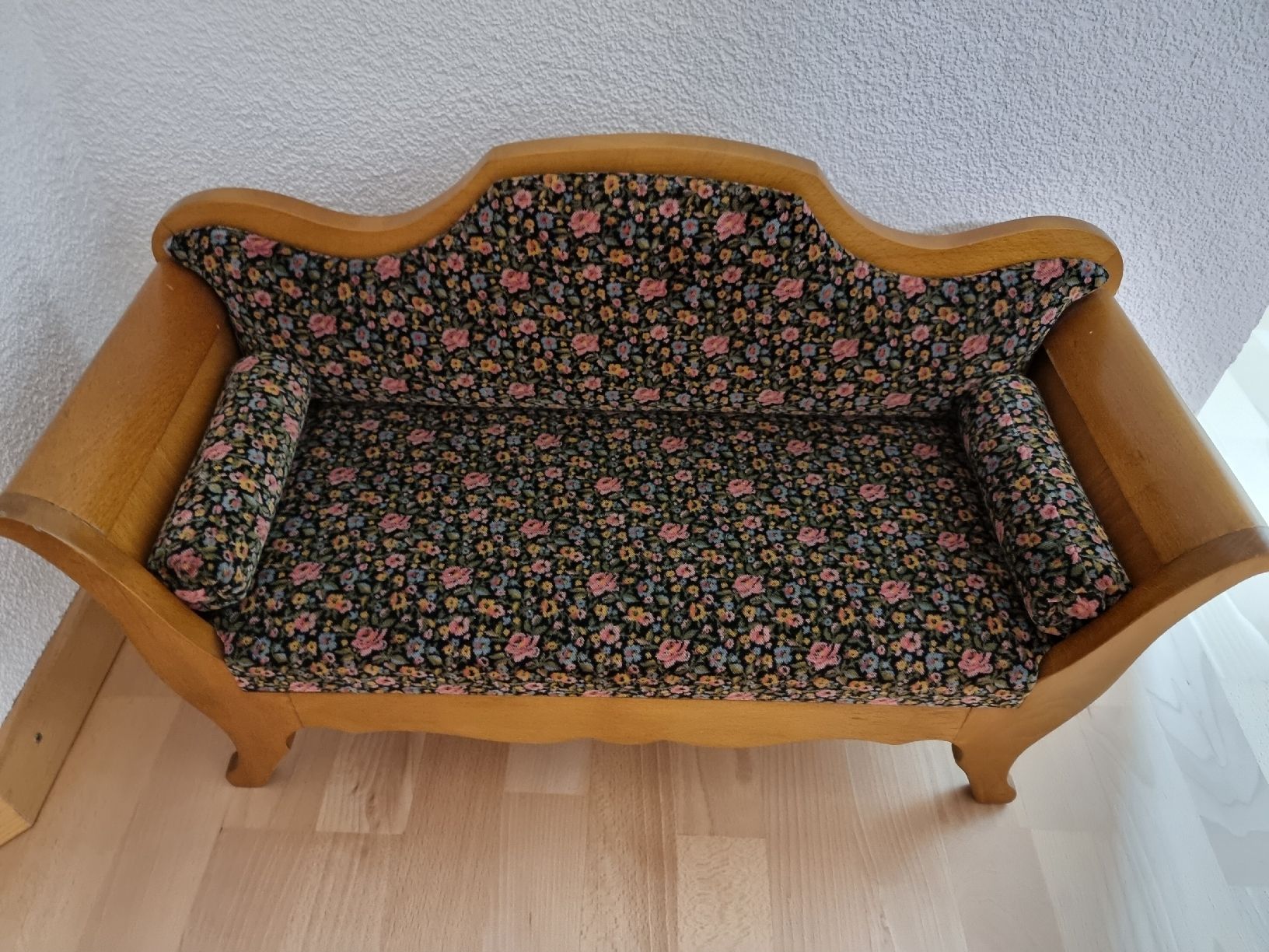 Giocattoli: Puppensofa Modellmöbel antik – Usato da Steinach venduto da silberfuchs13579 2