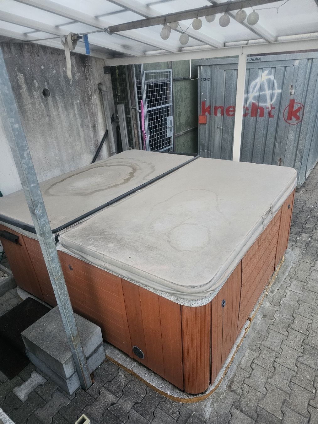 Whirlpool: Whirlpool – Usato da Hausen AG venduto da brennholz01 2