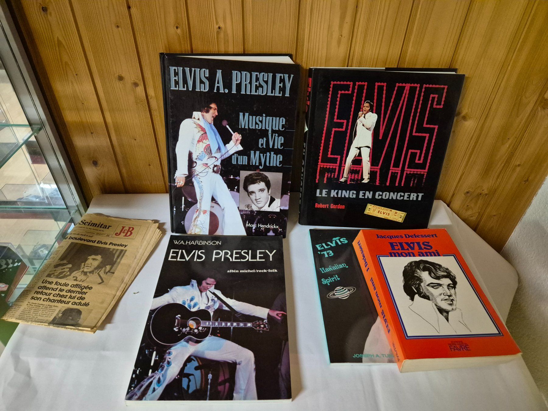 Libri: 5 Livres d'Elvis – Usato da Moutier venduto da cat365