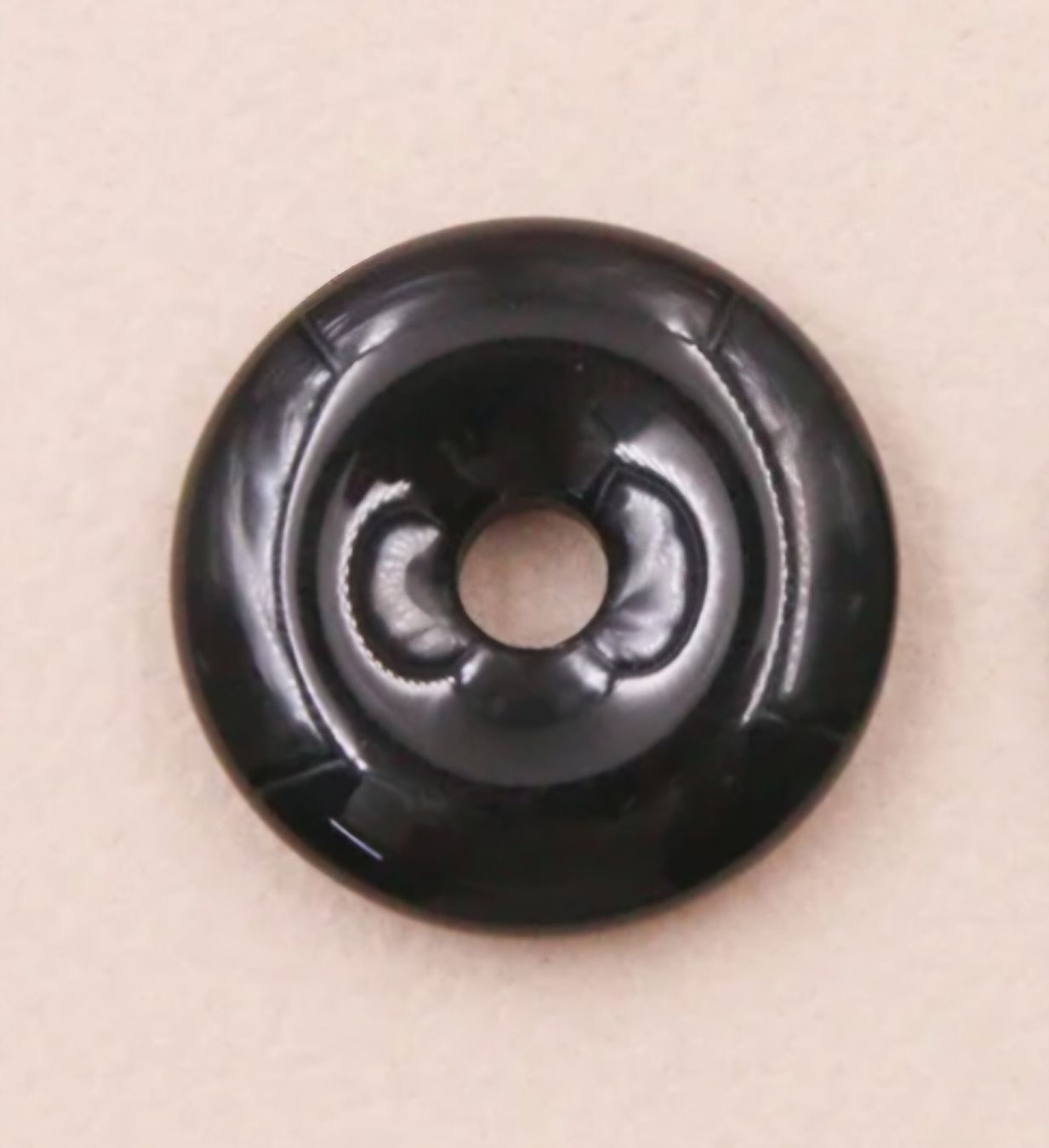 Ciondoli: Obsidian Donut schwarz 25mm. – Nuovo e nell'imballaggio originale da Menziken venduto da Mirager