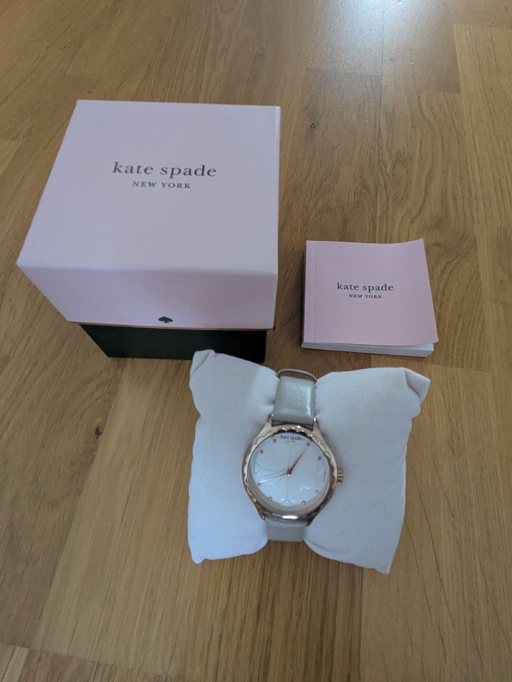 Kate Spade Orologi: Kate Spade Armbanduhr – Nuovo (secondo la descrizione) da Birsfelden venduto da L.L.CoolBean