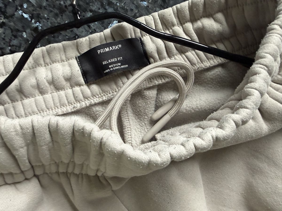 Primark Pantalons: Jogginghose, Relaxed Fit, Grösse M- Bequem! – D'occasion à Freidorf TG par Iris1970 3