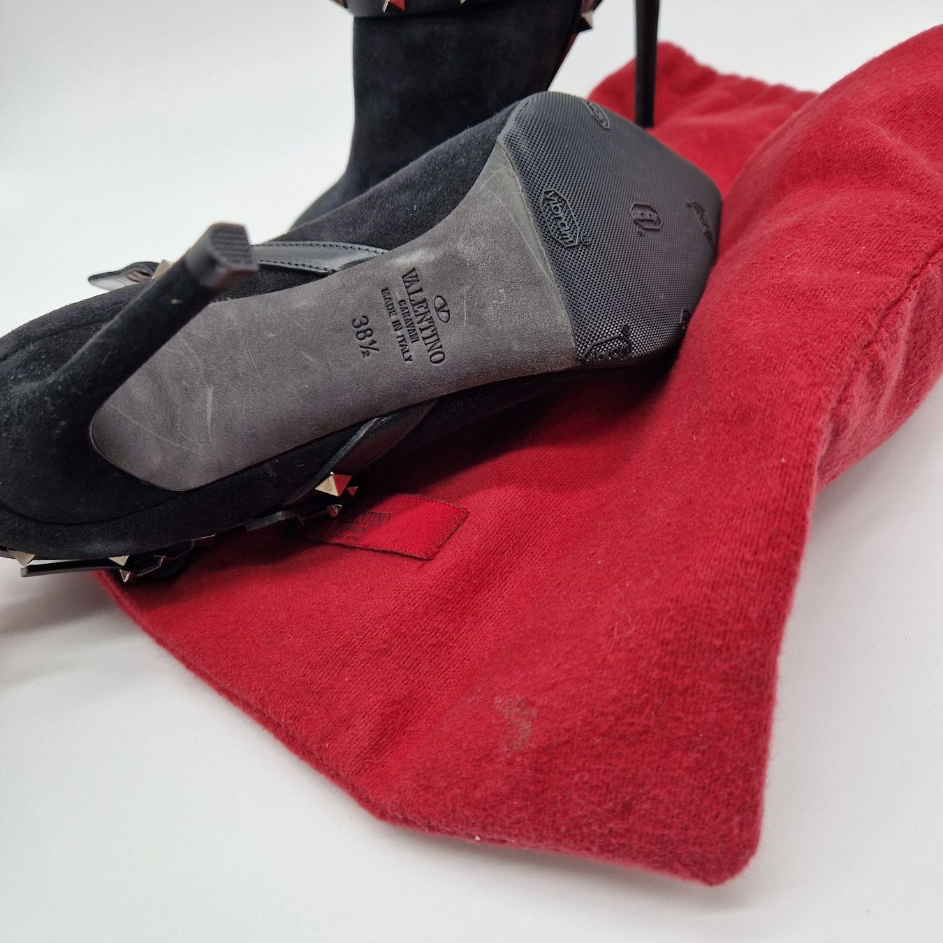 Valentino Scarpe da donna: Valentino Rockstud 38 1/2 pari a nuove – Usato da Corteglia venduto da ila_kz6b 2