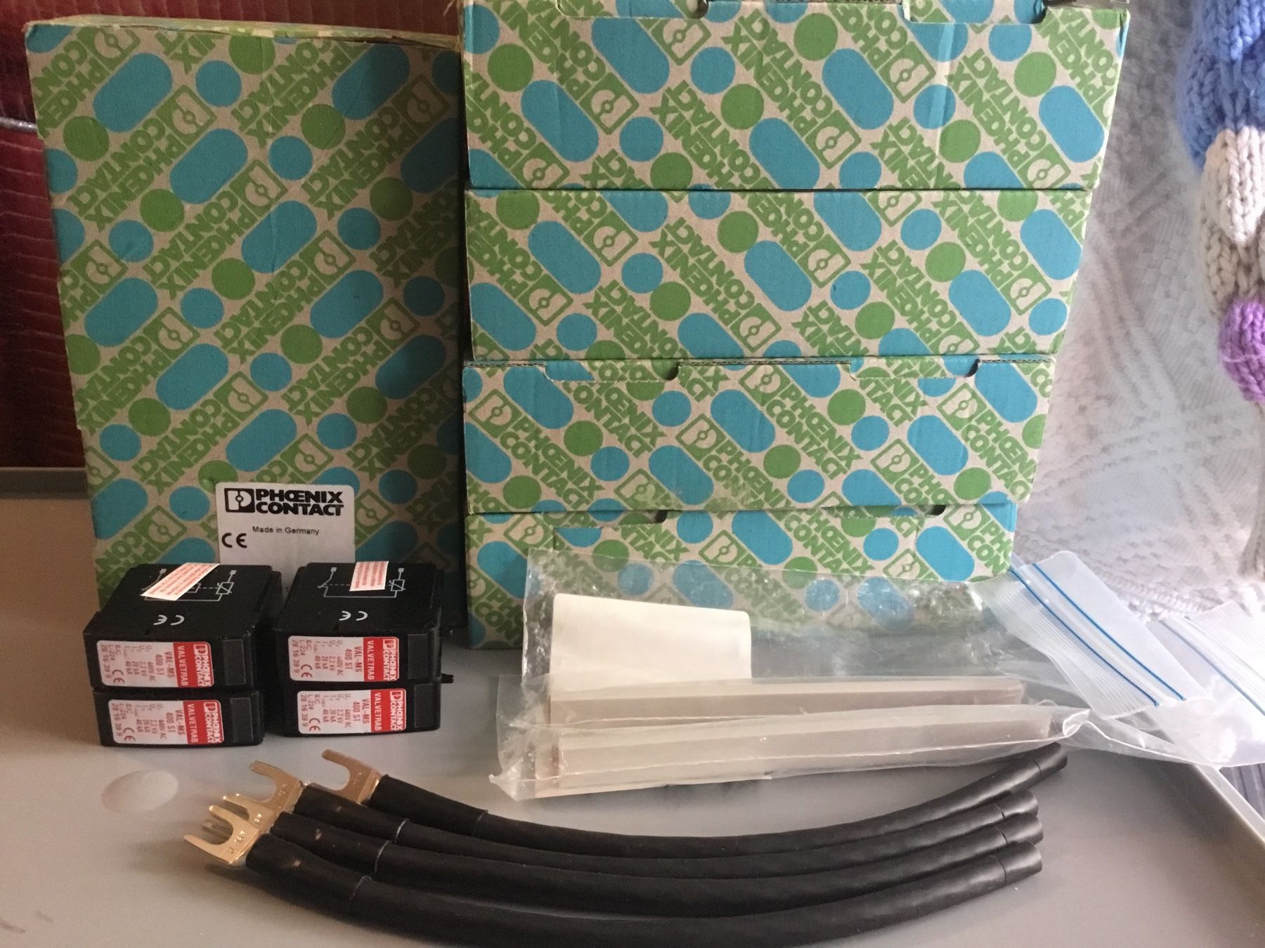 Phoenix Contact Elektronikbauteile: Überspannungsschutz Phoenix Contact FLT-PLUS CTRL – Neu und originalverpackt aus Schlieren von Jeajet 1