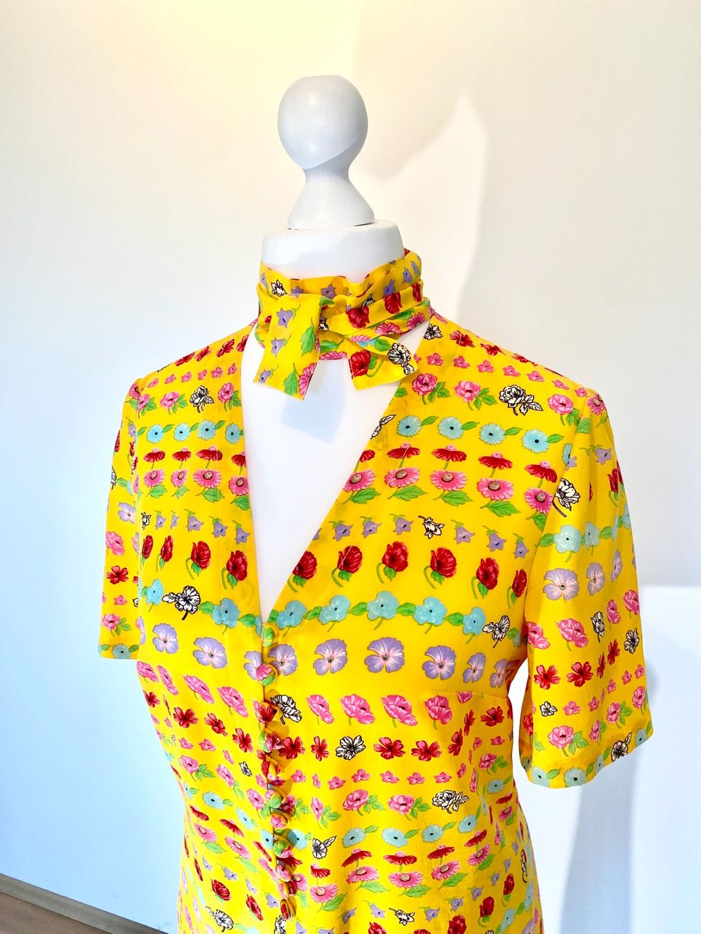 Versace Camicette: Versace Seidenbluse Couture, Gr 38, massgeschneidert – Usato da Basel venduto da TheElegantEdit 3