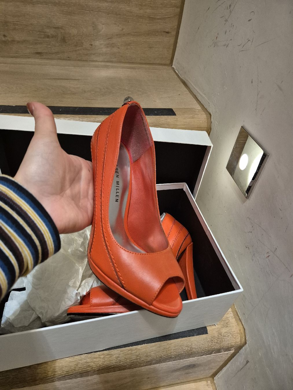 Karen Millen Damenschuhe: Escarpins Karen Millen – Neu (gemäss Beschreibung) aus Genève von ana_z8yn 1