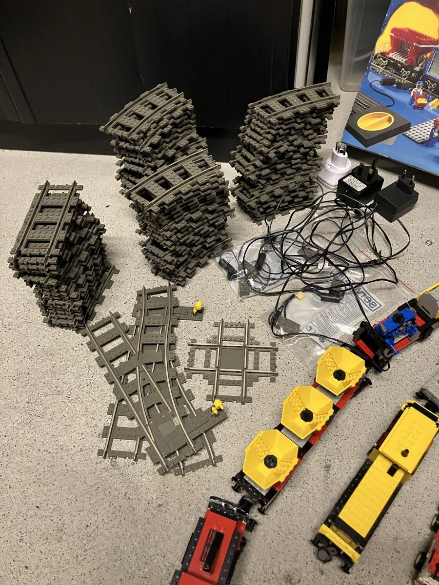 Lego Baukästen: Lego System 9V Eisenbahn Set 4565 & 4564 – Gebraucht aus Chur von GC190 2