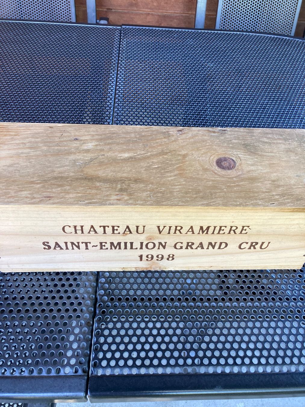 Vino: Saint Emilion Grand Cru 1998 – Nuovo e nell'imballaggio originale da Eggiwil venduto da onedollar02