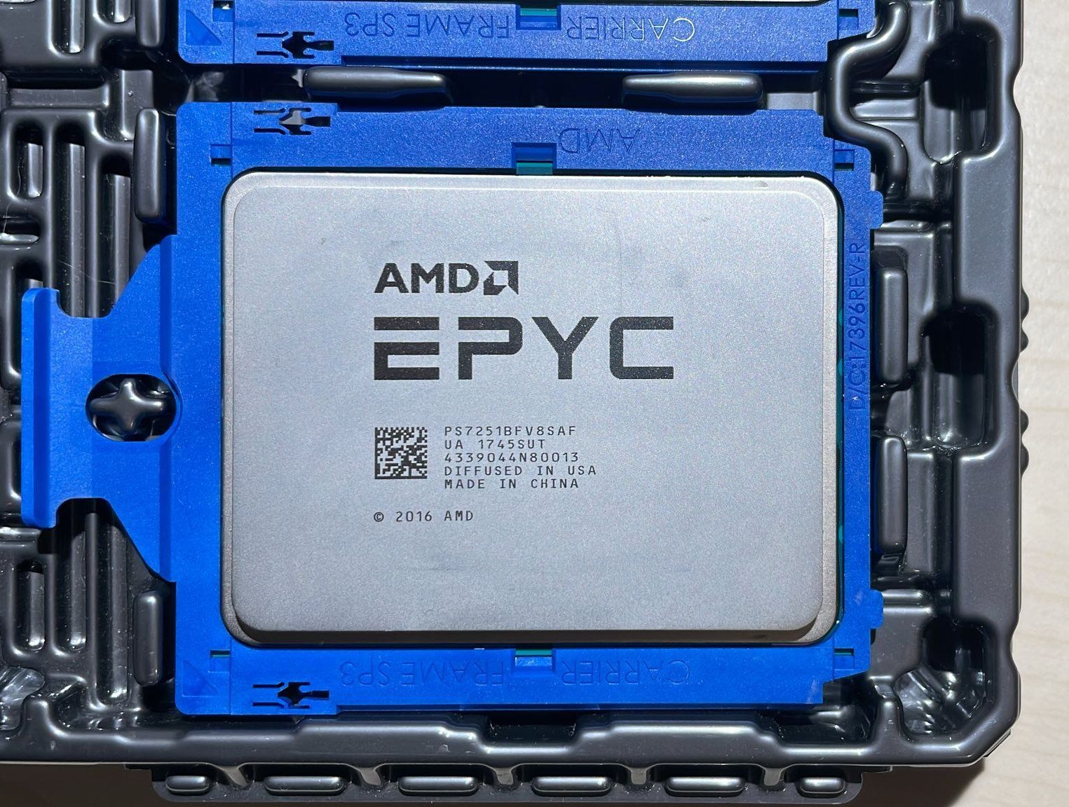 Amd Componenti elettronici: AMD EPYC 7251 8-Core Prozessor n > 1 – Usato da Pfungen venduto da DatACTGmbH