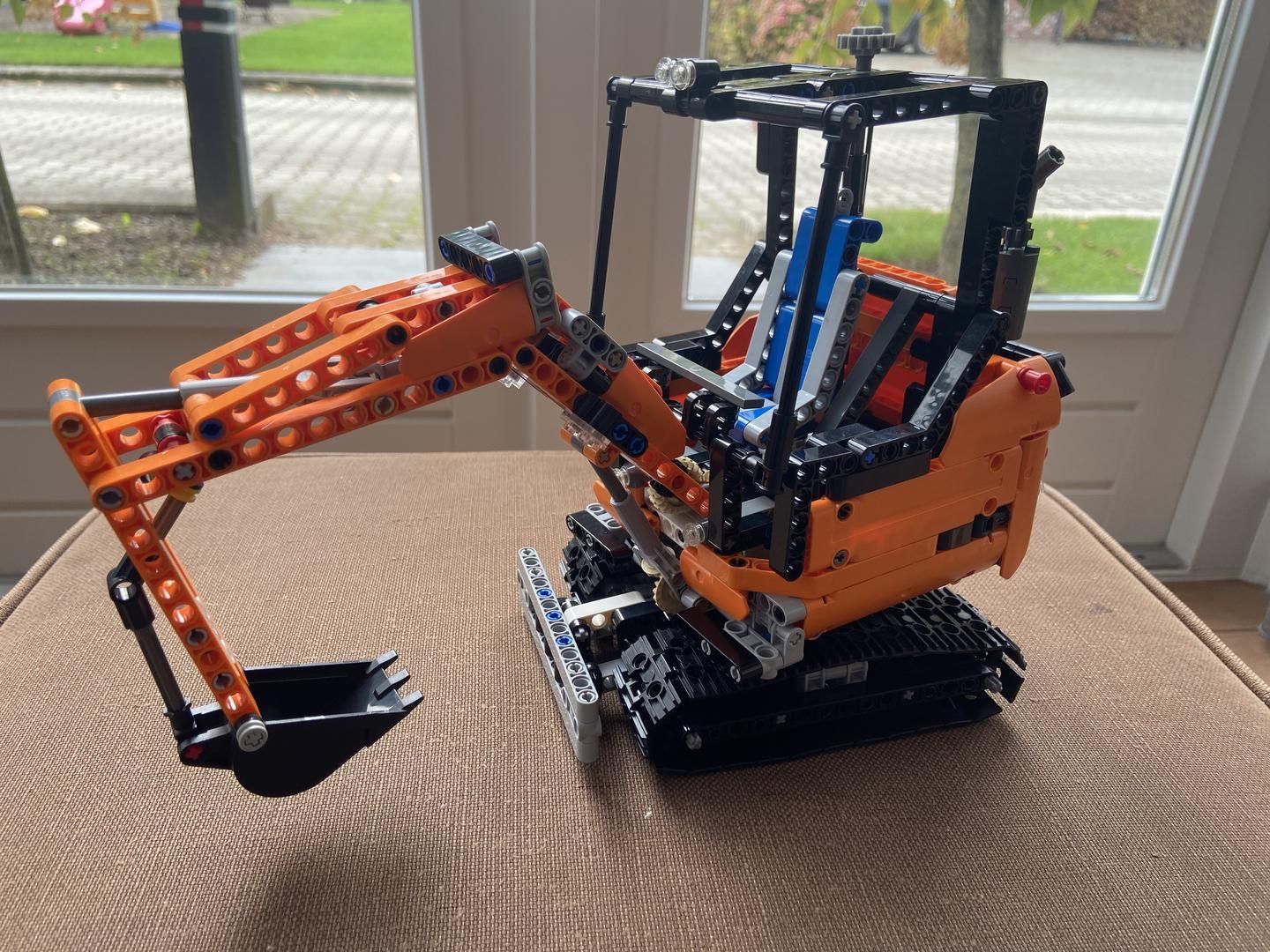 Lego Kit di costruzioni: Lego technic minibagger moc – Usato da Airolo venduto da Bagaion99