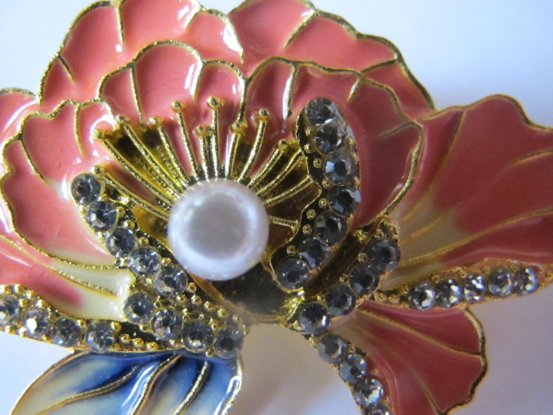 Spille & Fermagli: Elegante Brosche Blume goldfarben Strass Perle – Nuovo (secondo la descrizione) da Löhningen venduto da Chimae67 3
