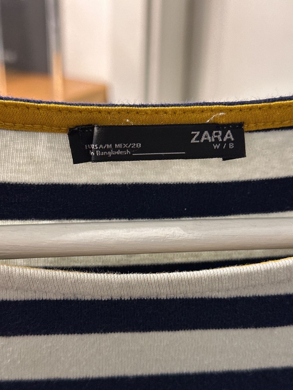 Zara Tops: Top der Marke Zara Grösse M – Gebraucht aus Bettwiesen von Relux1 2