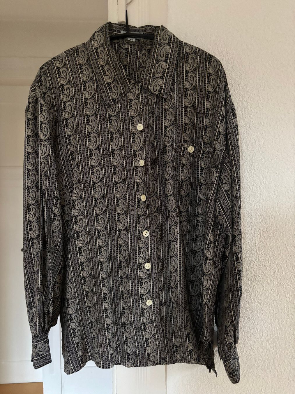 Blusen: Seidenbluse The Legend Paisley Muster – Gebraucht aus Jegenstorf von Hibiscus11
